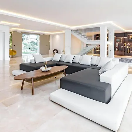 Villa Mercedes