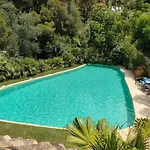 Vila Mercedes