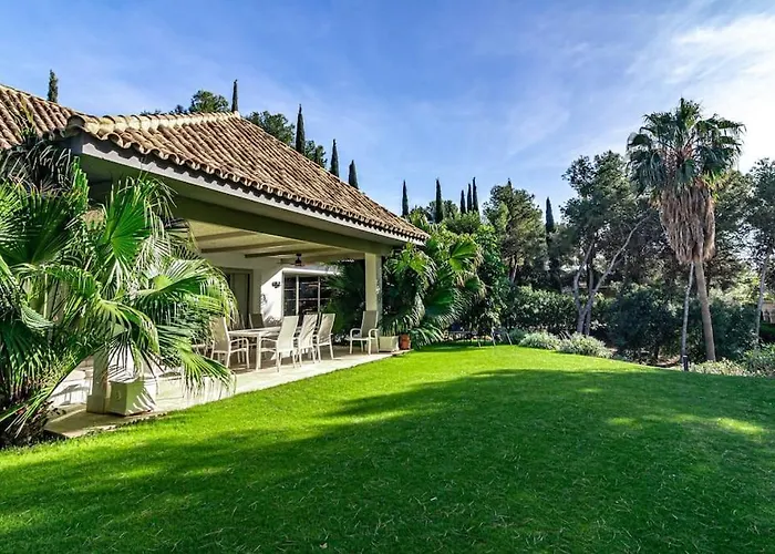 Mercedes Villa
